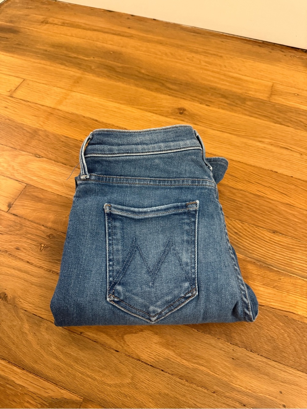 MOTHER Women’s Skinny Jeans in Medium Blue Wash